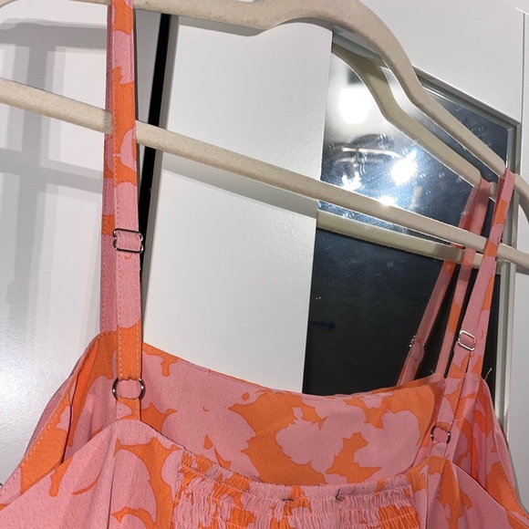 Dress - Picture 9 of 10